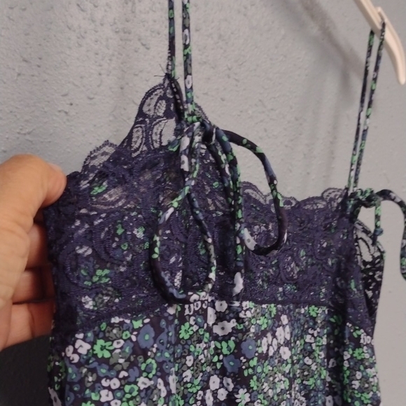 Aerie Blue and Green Floral Lace BabyDoll - Picture 6 of 12